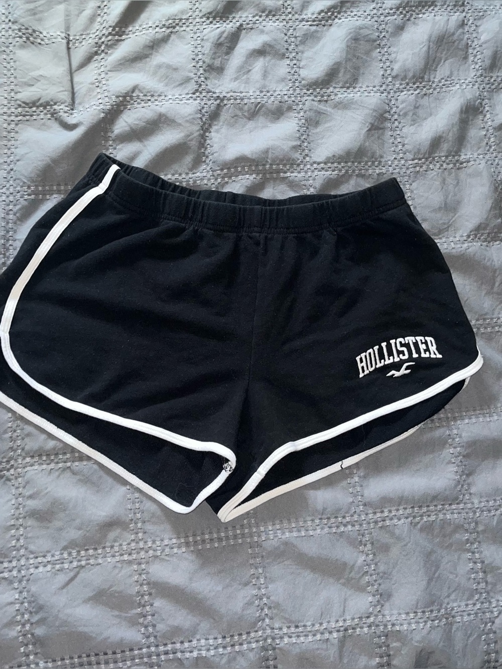 Hollister high rise dolphin shorts